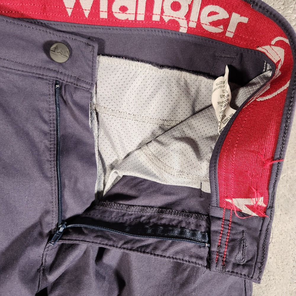 Wrangler ATG Cargo Pants Mens 30X30 Navy Blue Excellent Stretch Hiking 112344465 - Picture 6 of 12